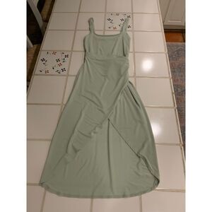 Wilfred Aritzia Sage Green Wrap Maxi Dress Tie Waist Size Small